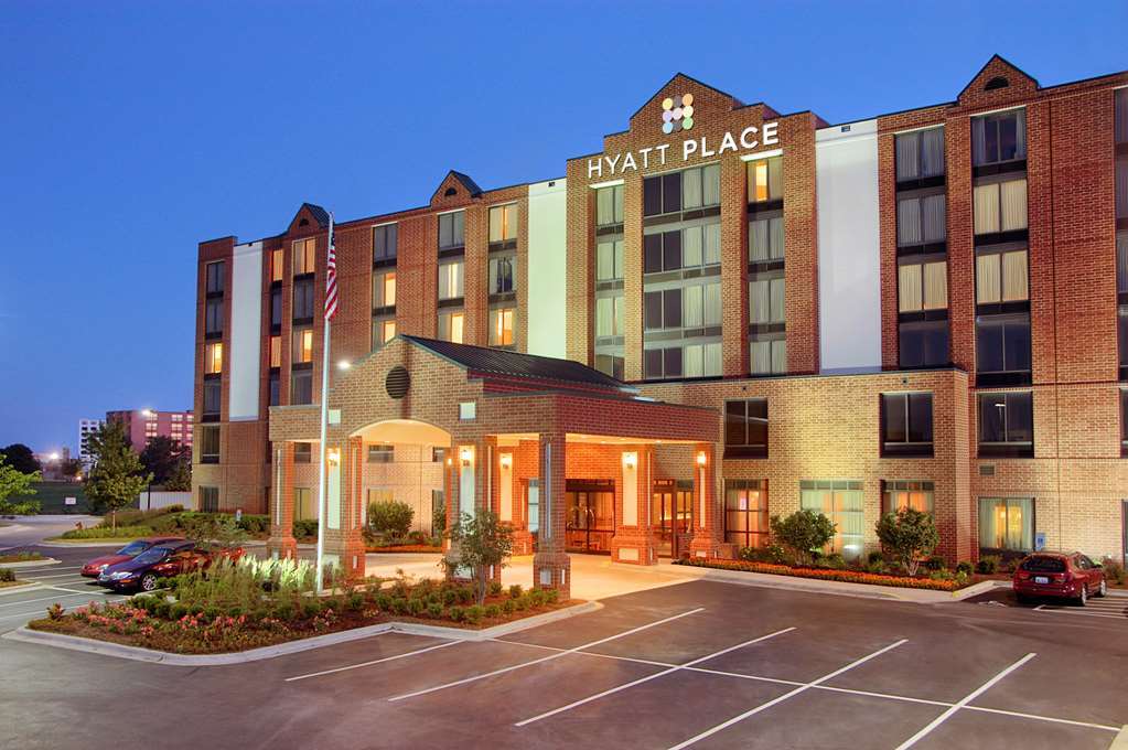 Hyatt Place Indianapolis Airport Экстерьер фото